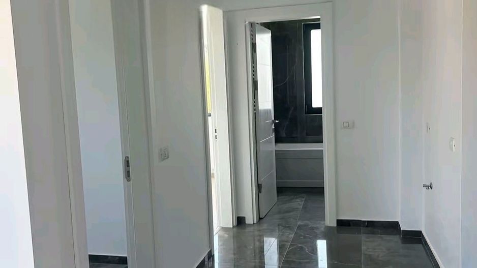 Vanzare apartament 2 camere cu parcare subterana, Titan-Marului - Poză 1