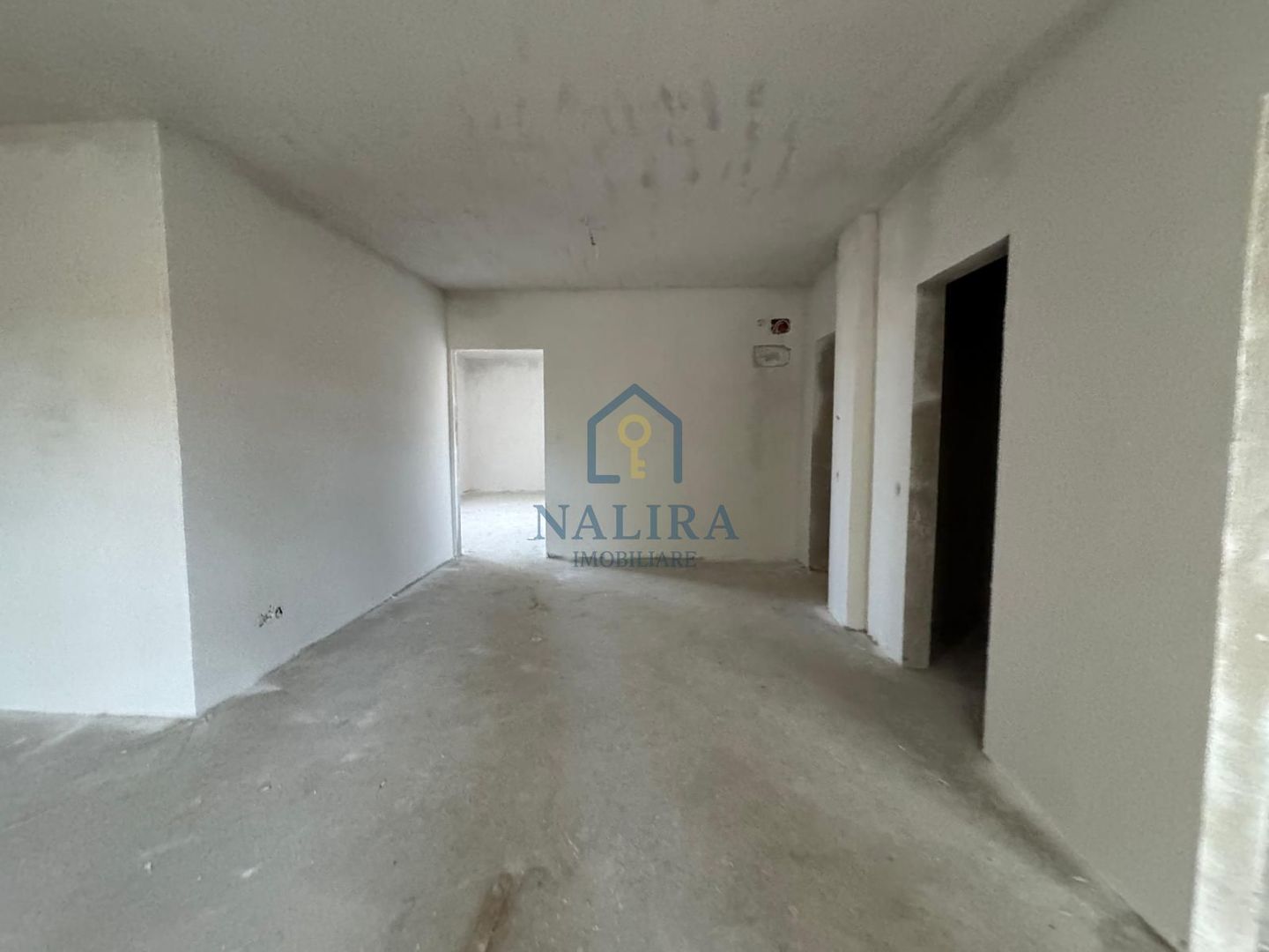 Vanzare apartament 3 camere - Oltului bloc nou - parter - Poză 2