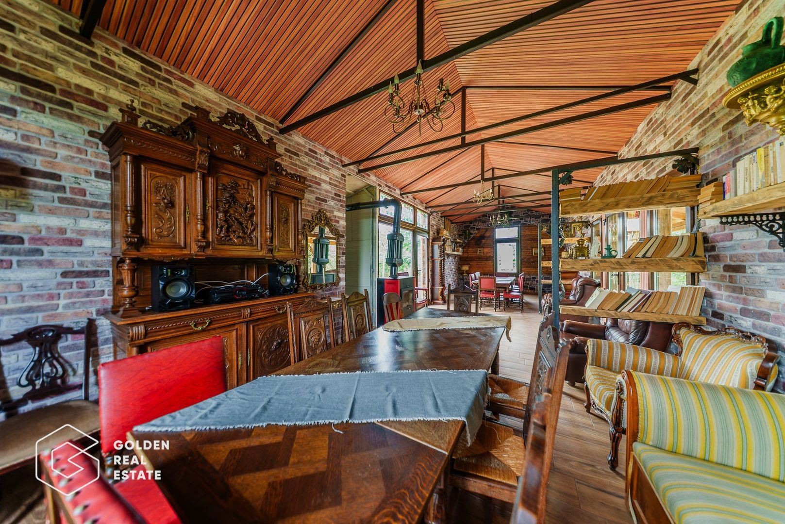 Afacere la cheie: Pensiune functionala sau casa de locuit, Ghioroc - Poză 50