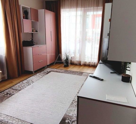 Apartament cu 2 camere recent renovat, zona Parcul Poligon. - Poză 2