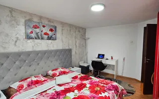 Casa- Str Tismana, zona Spitalul nr 1 - Poză 13