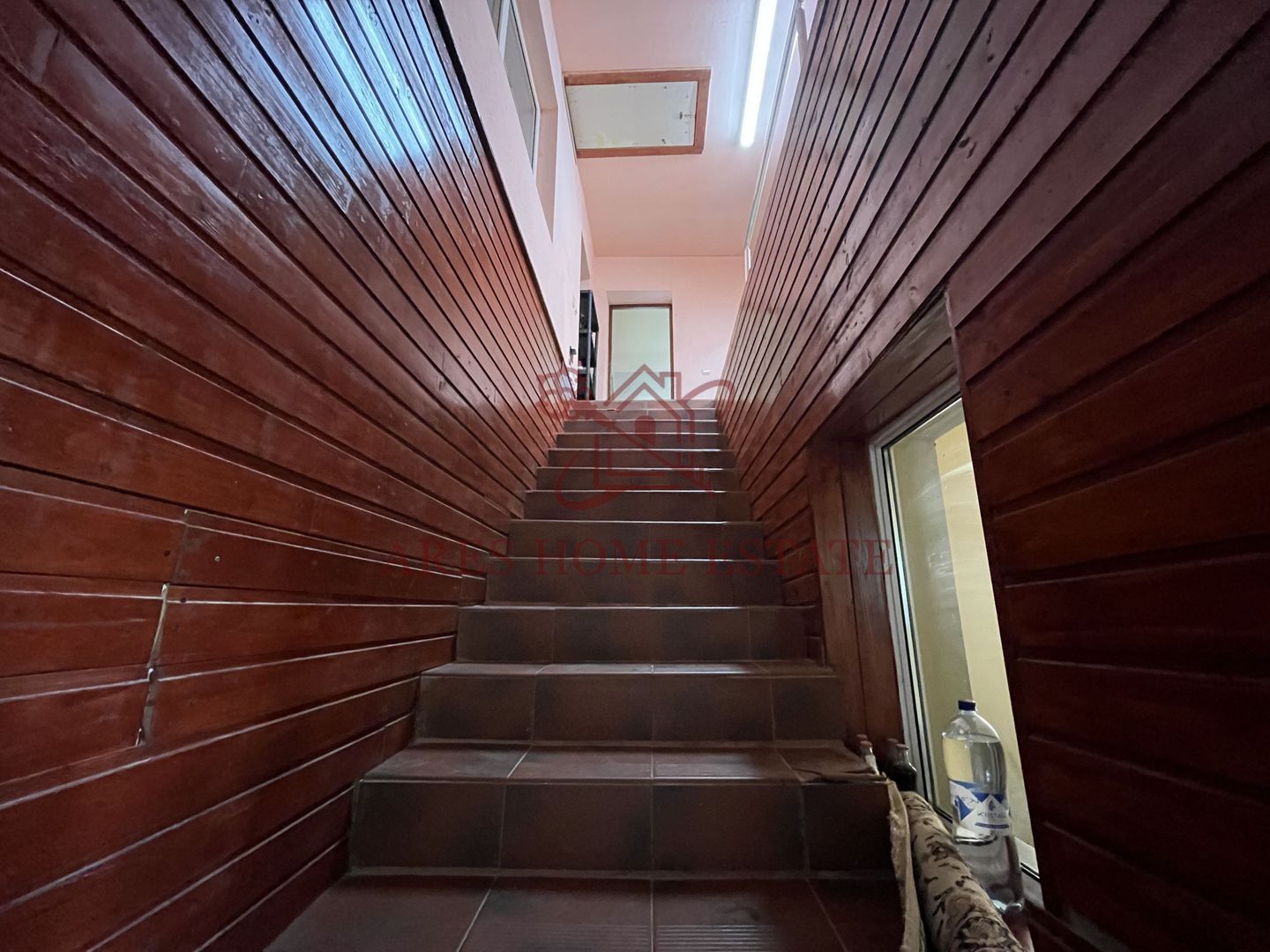 Casă individuală P+1+pod, pe piloni cu panouri solare - Poză 12