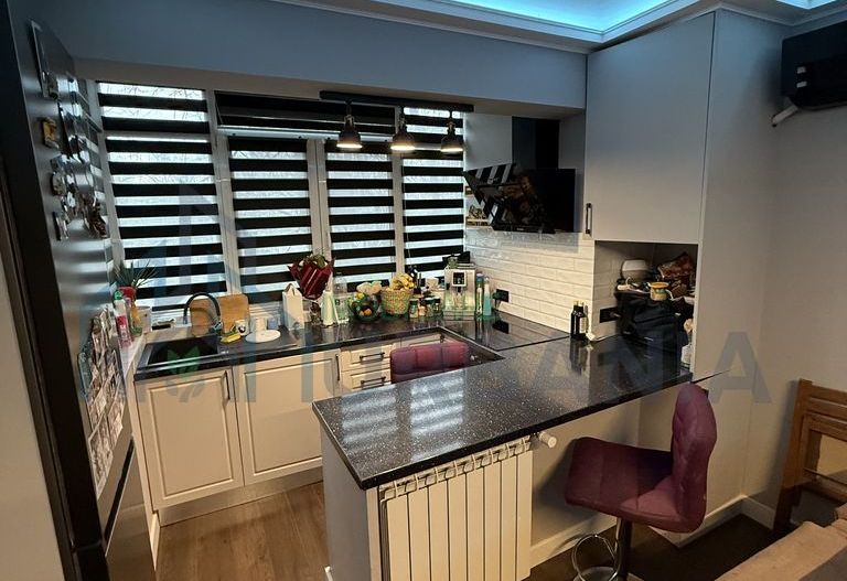 Persoană fizică vând apartament 3 camere la 5 min de Palas– Podu Roș - Poză 3