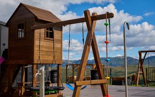 Afacere de vanzare, 2 cabane+sala de evenimente, la cheie, Apuseni! - Poză 6