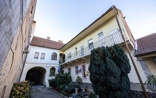 2 apartamente, 1 etaj, o oportunitate rară – ultracentral - Poză 12
