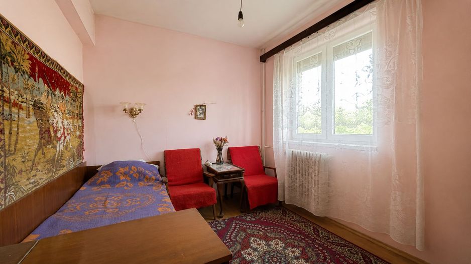 Apartament cu 3 camere, Rogerius, Etaj Intermediar - Poză 3