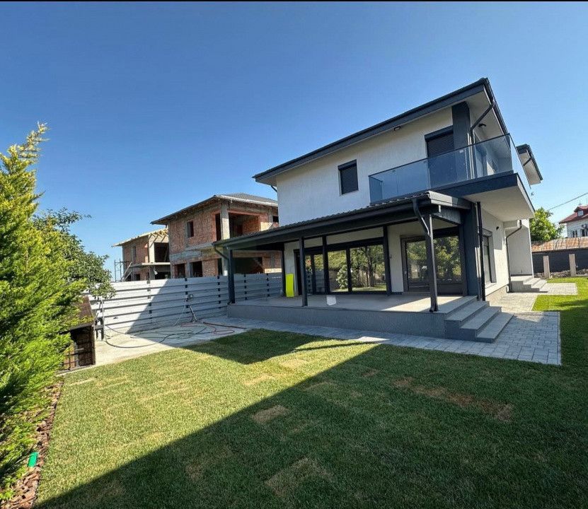 Vilă individuală Corbeanca | design modern, curte amenajată - Poză 3