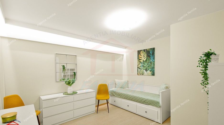 Inchiriere apartament 3 camere decomandat zona centrala - Poză 3