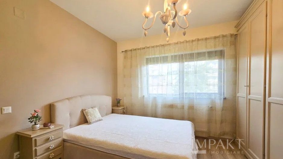 Apartament la vilă în zona liniștită - Poză 2