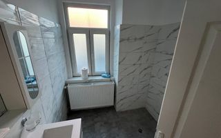 Apartament la casă de vânzare – str. Crișanei, Sibiu  - Poză 6