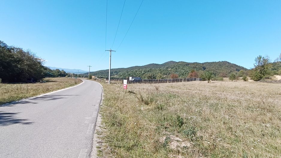 Teren intravilan in Rasnov, langa Cheile Rasnoavei - Poză 4