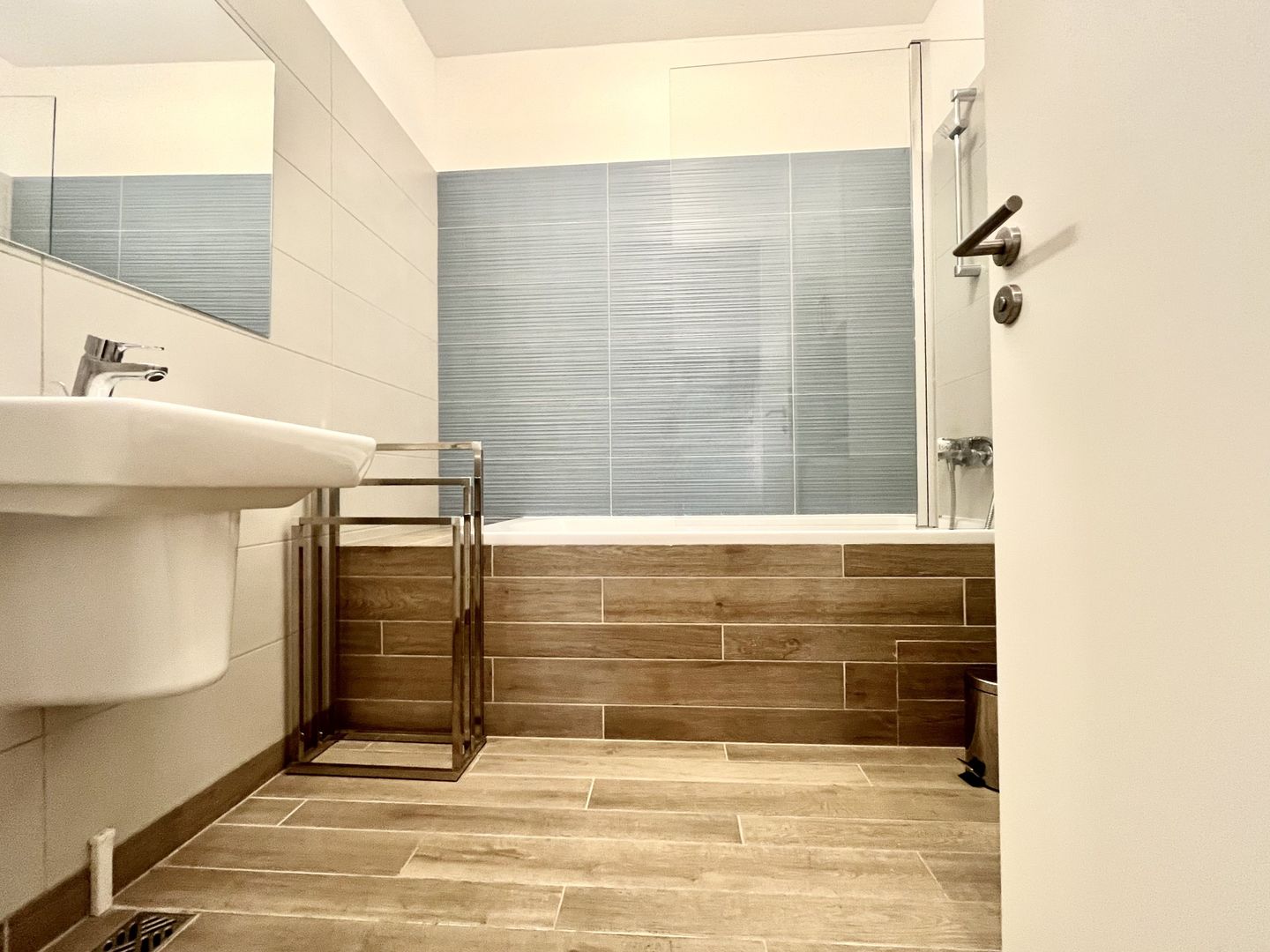 Apartment 2 camere, elegant si primitor, Complexul Studențesc - Fabrik - Poză 10