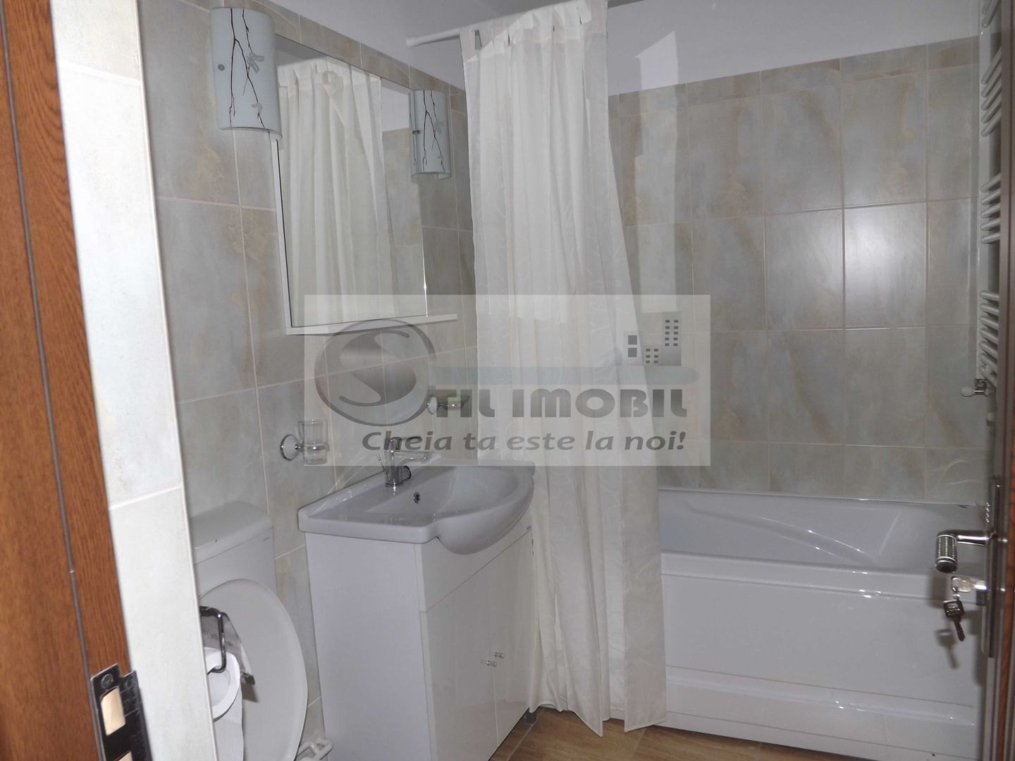 Apartament 2 cam decomandat mobilat zona Oancea 169900 - Poză 8