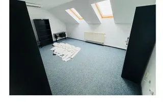 De inchiriat cladire comerciala potential P+M Gradiste Arad - Poză 18