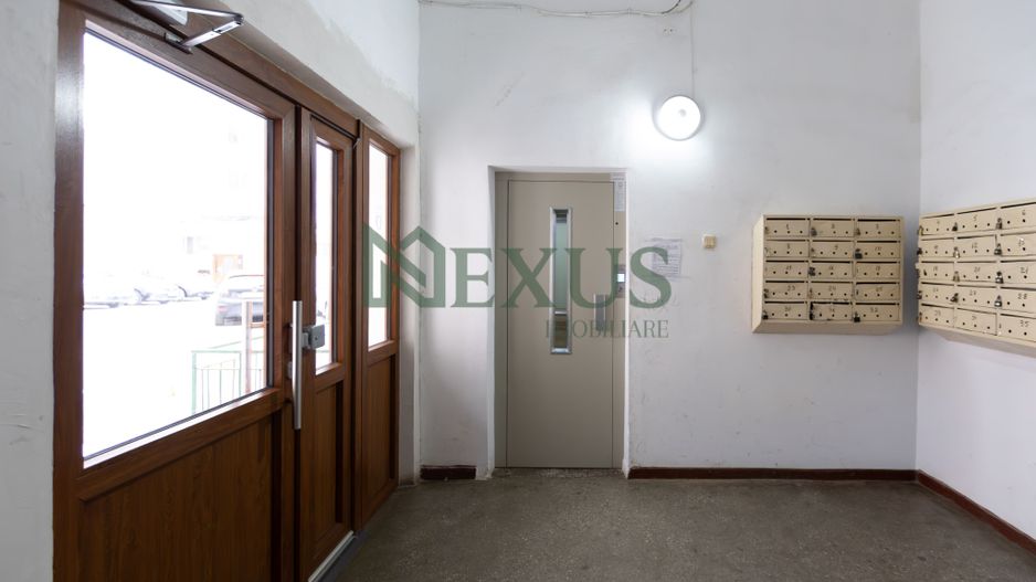 Apartament 3 camere de vânzare, Ultracentral, Bacău - Poză 21