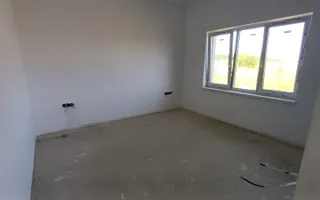 Casă individuală - Corunca-1460 mp teren - Poză 11