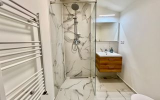 Penthouse 3 camere, 2 băi, la cheie, orientare SUD - întabulat - Poză 14