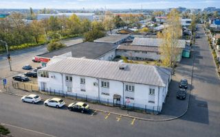 Casă + Spațiu comercial -218 mp utili- Intersecție circulata -Trifazic - Poză 13