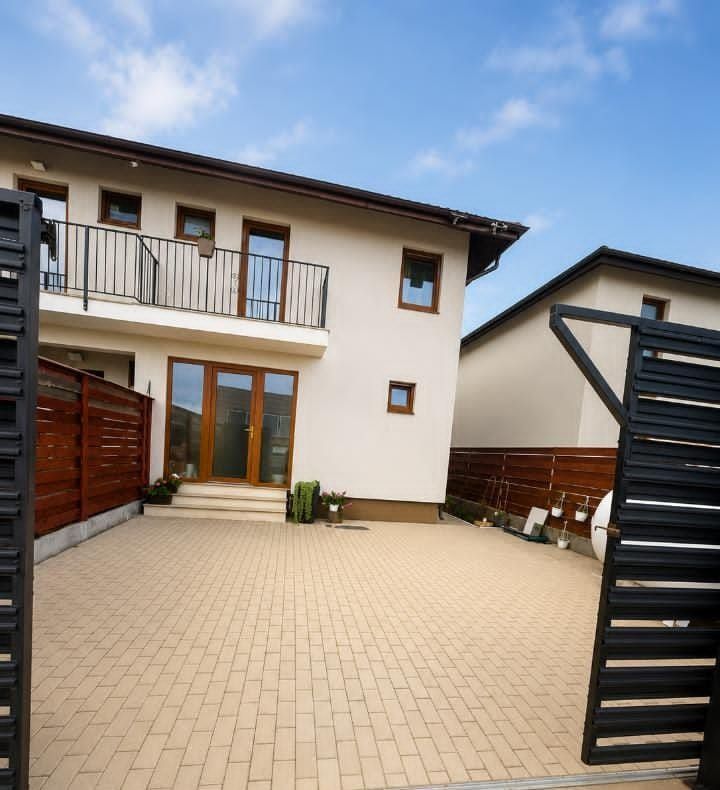Duplex mobilat utilat constructie caramida cartier Izvor - Poză 11