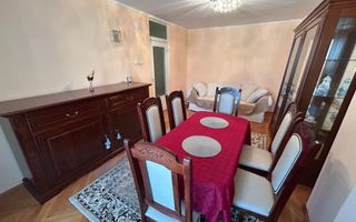 Apartament 3 camere, decomandat - Cugir - Poză 1