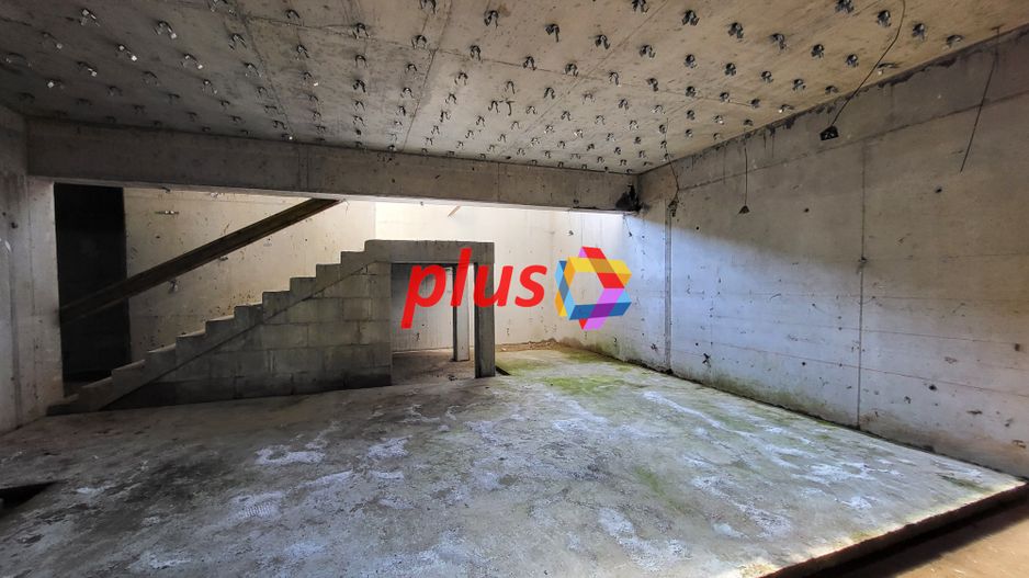 Clădire mixta -3600 mp - Poză 22