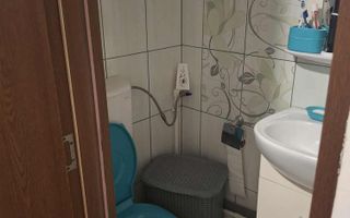 Închiriez Apartament cu 3 camere, centrala proprie, prima închiriere, lângă Obor - Poză 4