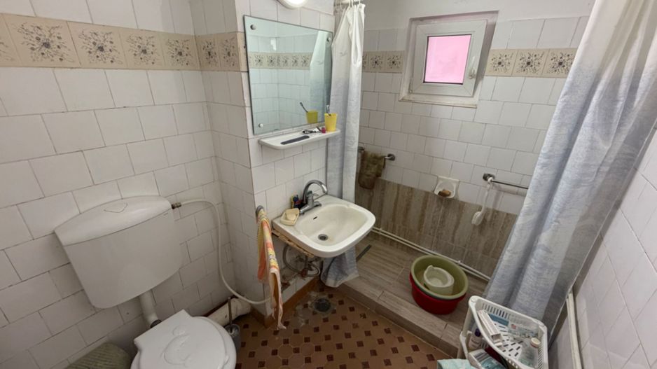Apartament 3 camere, etaj 2 - Cugir - Poză 8