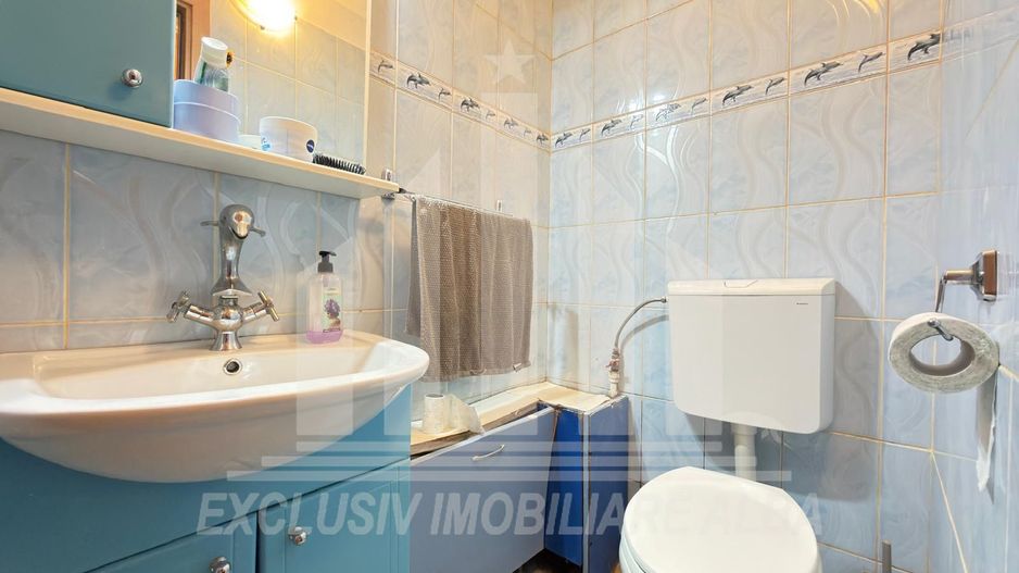 Apartament cu 3 camere | 2 bai | 69 mp | Cetate - Mercur - Poză 3