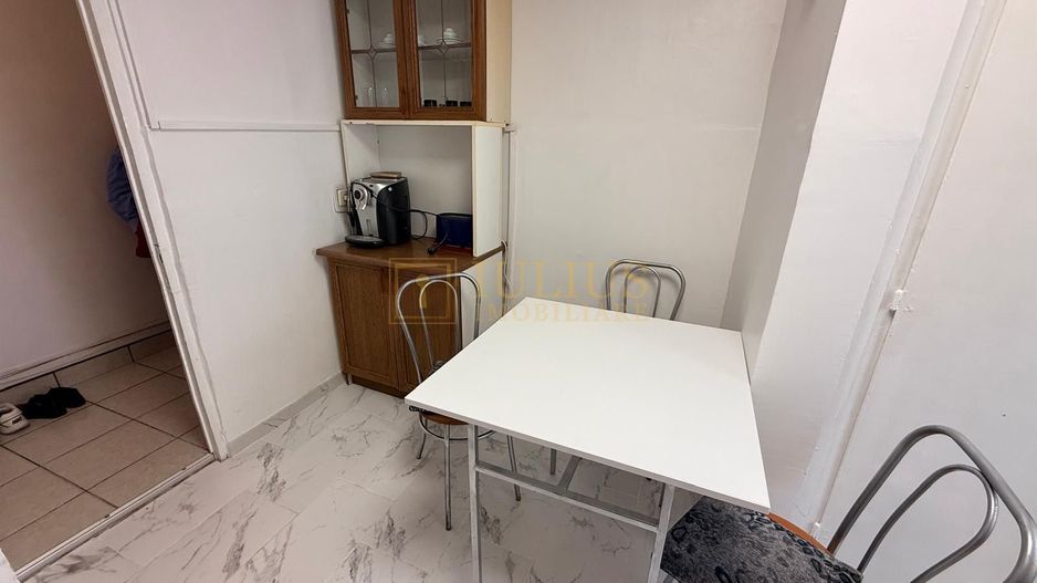 3 camere, situat in Complexul Studentesc, studenti, centrala proprie. - Poză 14