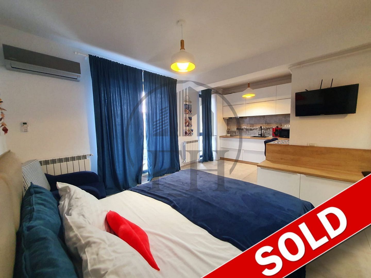 SOLD/ VANDUT  Garsoniera de vanzare Mamaia Nord - Poză 1
