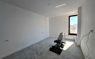 Vila cu 5 camere de vanzare, Strejnicu - Poză 16