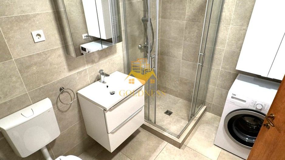 2 camere, Andrei Muresanu,Grand Hotel Italia, Trifoiului - Poză 8