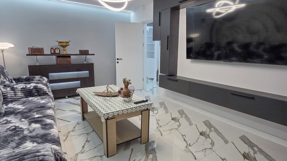 TITAN - Ozana | Chirie 3 Camere | Centrala + Parcare - Poză 1