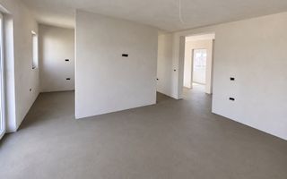 Casa individuala P+M Giarmata 584 mp 22 front, interior la alb - Poză 5