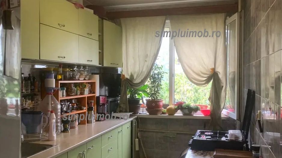 Dristor Apartament 3 Camere Spatios cu Balcon - Poză 6