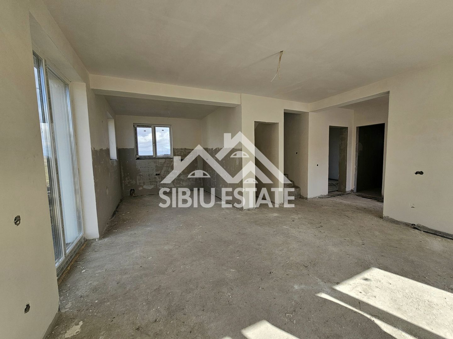 Casa noua cu mutare rapida - Poză 2