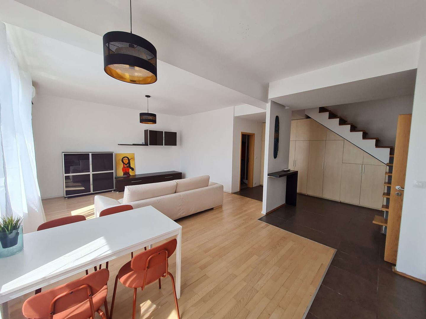 Apartament cu 3 camere de închiriat în zona Odobescu - Poză 2