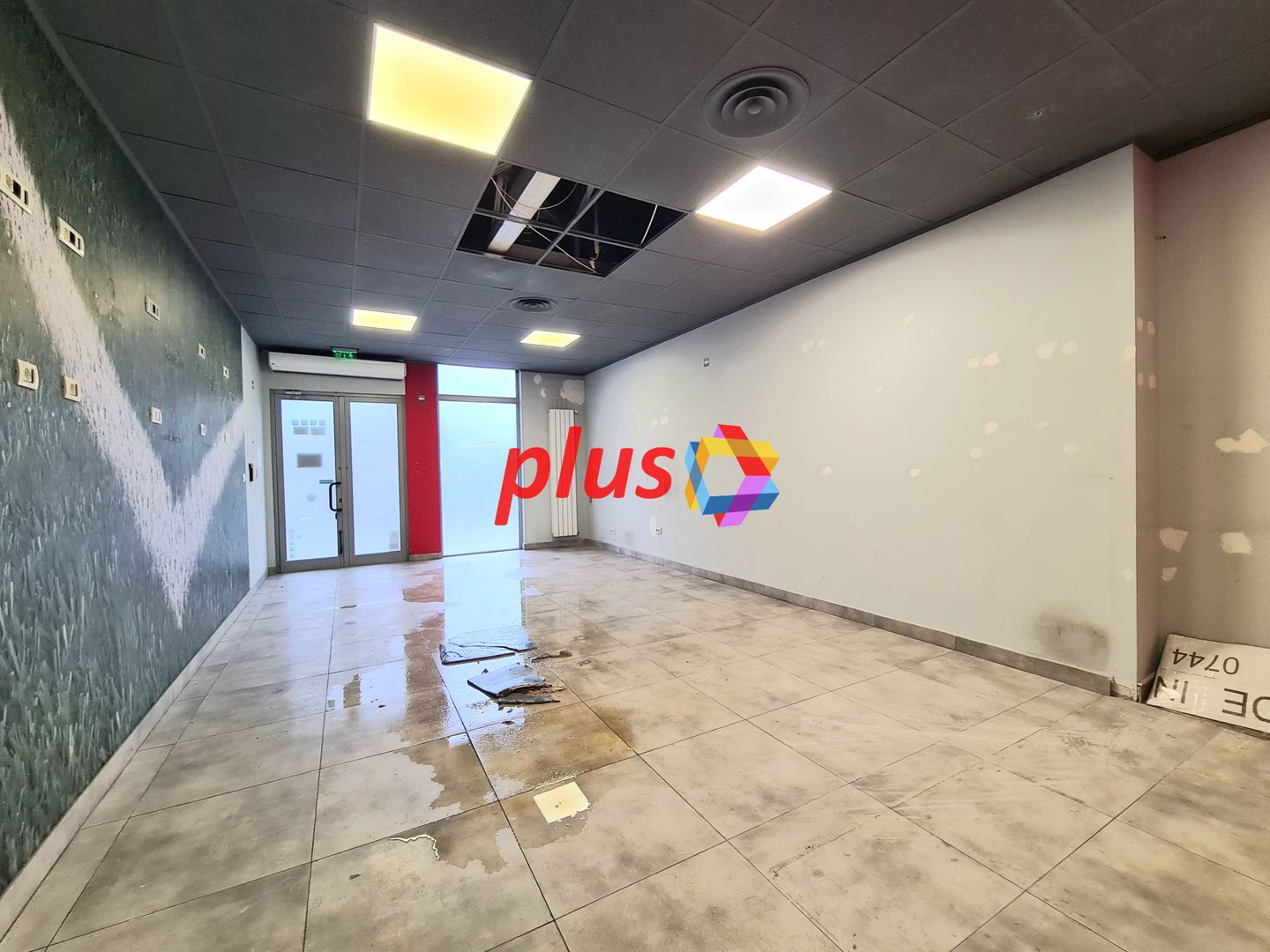 Spatiu comercial de închiriat Brasov - 80 mp  # spatii-comerciale-brasov.ro - Poză 1