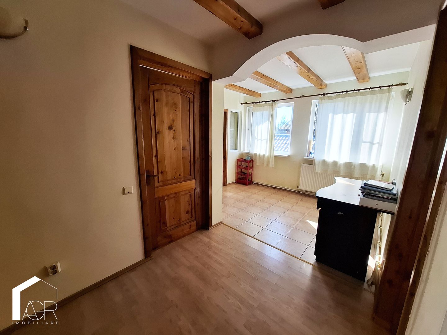 Casa tip duplex cu 6 camere, zona Republicii - Poză 14