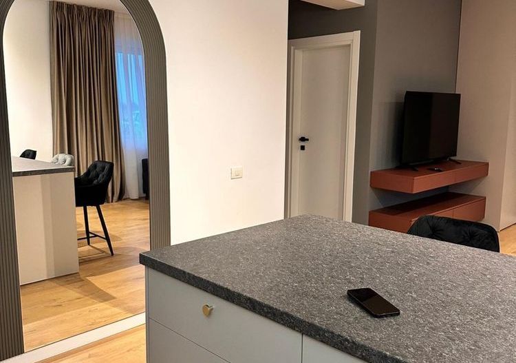 City Nord 2 Camere de inchiriat cu gradina - Poză 1