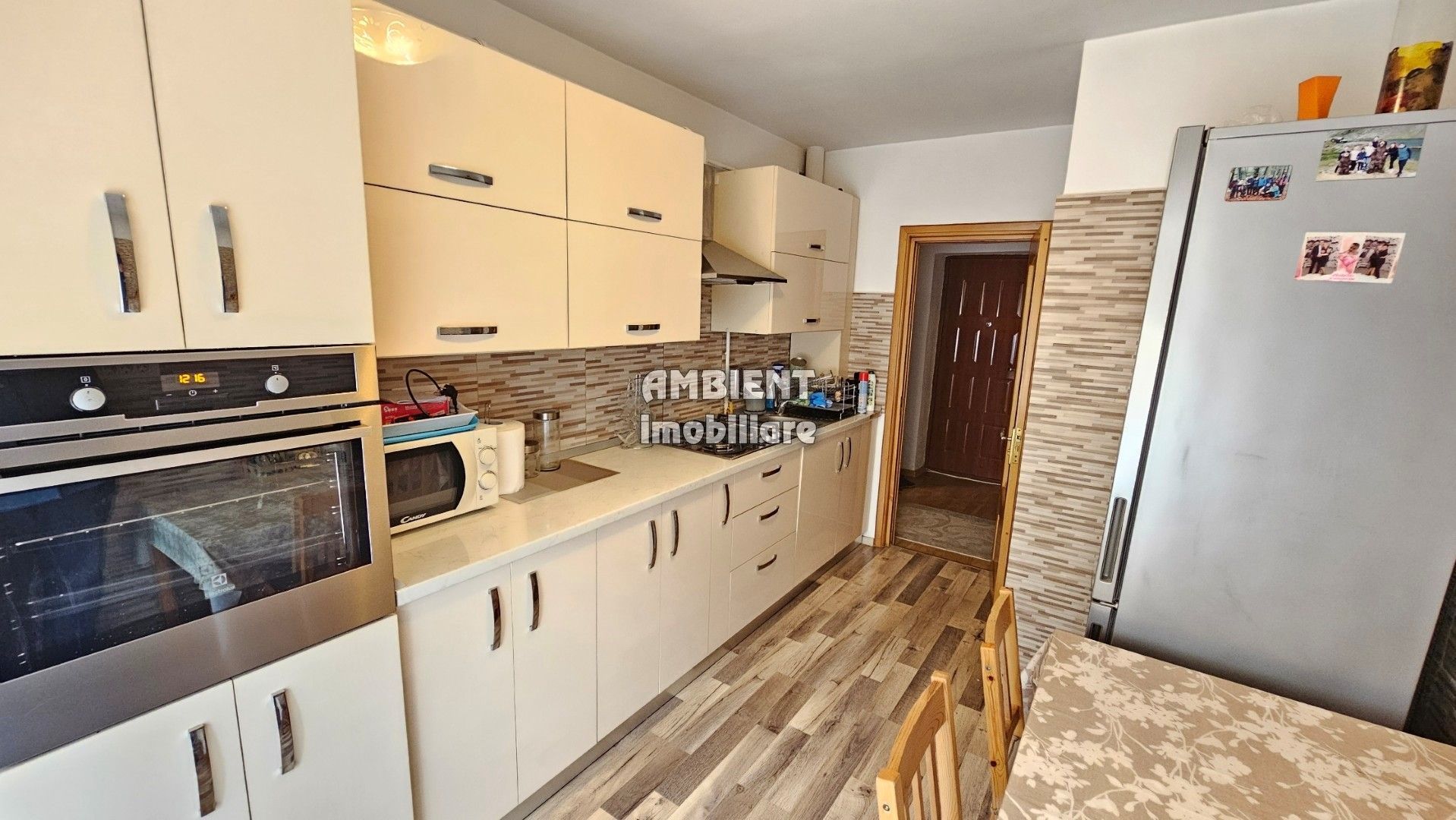 Apartament 2 camere, parter, mobilat și utilat, zona TRAIAN; - Poză 2