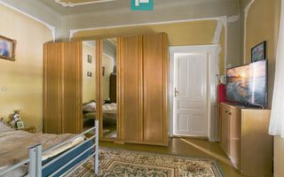 Casă 3 camere, garaj+Spațiu Comercial în Freidorf - Poză 1