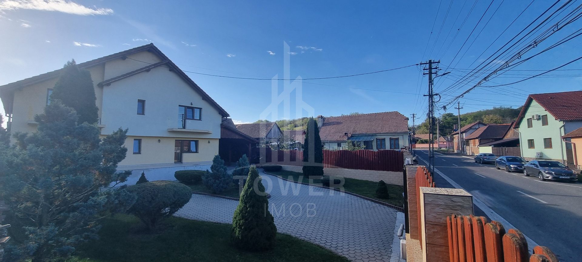 Casă Individuală de excepție- 306 mp utili - Ocna Sibiului - Poză 1