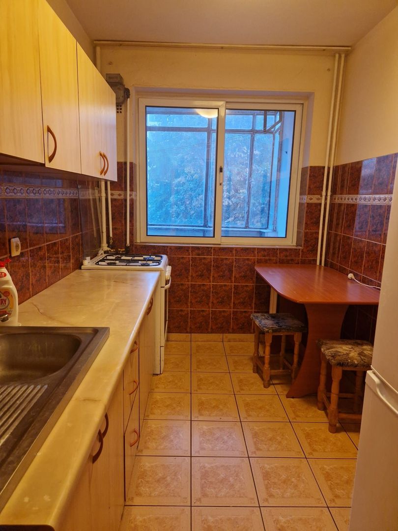 Apartament 2 camere, Zona Bld. Obregia,  Aleea Dragos Mladinovici. - Poză 9
