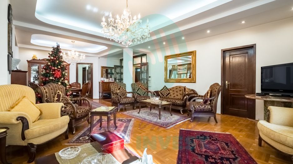 Vila spatioasa in zona Erou Iancu Nicolae - British School - Poză 8