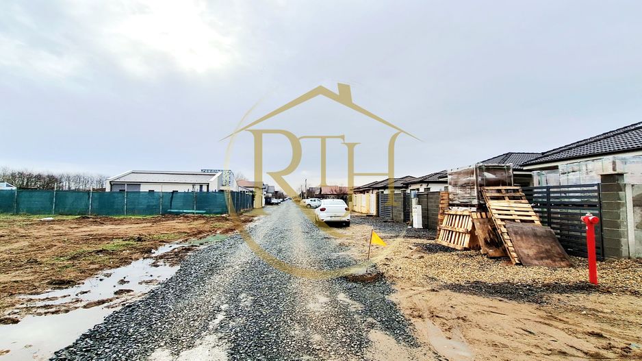 Oferim spre vanzare 2 parcele de teren, Mosina Noua vis-a-vis de Mega Image - Poză 6