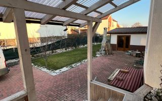 Vila 7 incaperi + 3 Anexe | 1800mp Teren | La Intrare in Dumbravita - Poză 13