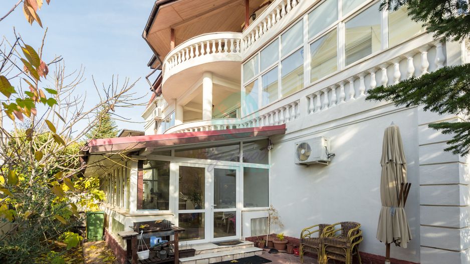 Vila spatioasa in zona Erou Iancu Nicolae - British School - Poză 4