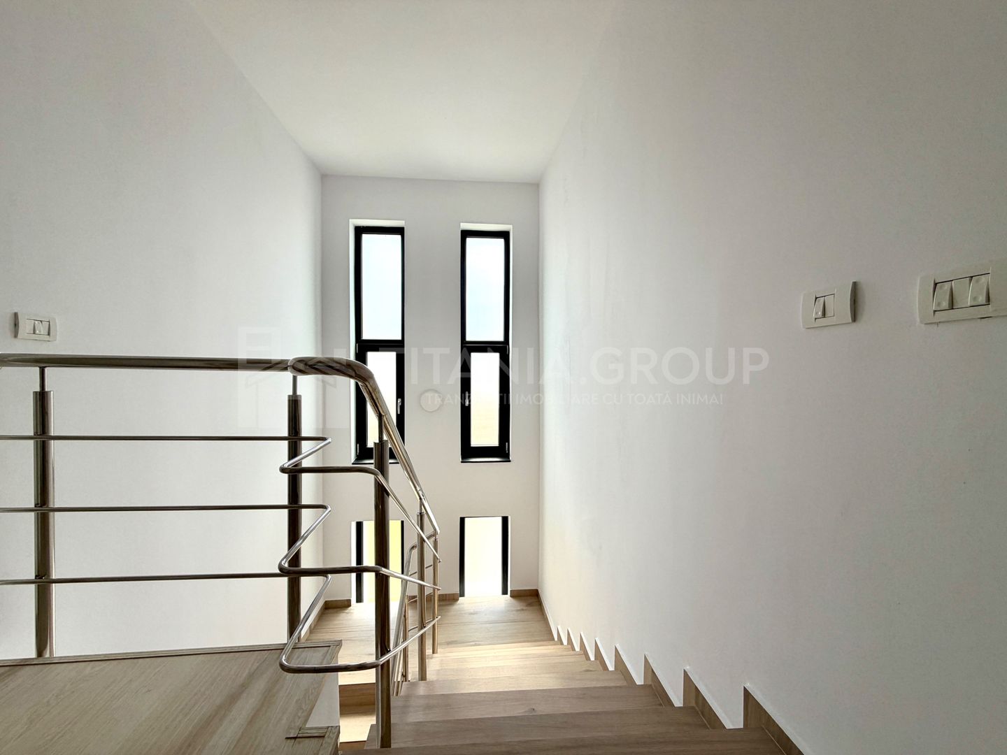 Casă premium 4 camere | Prima închiriere| 3 băi | Pet Friendly | Cristian - Poză 16