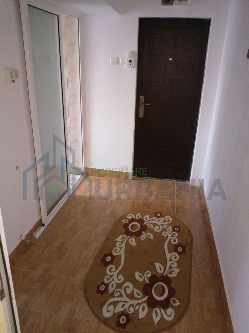 Apartament 2 camere decomandat, etaj 4/4, zona Alexandru cel Bun - Poză 3